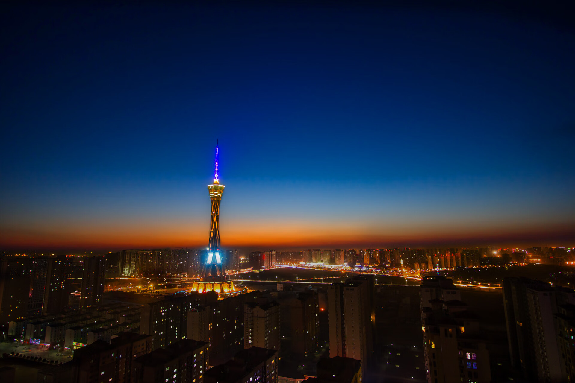 意甲联赛局势悬念不断，球队实力拼杀，意甲意甲联赛